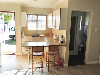 unit 2 accommodation port elizabeth self catering